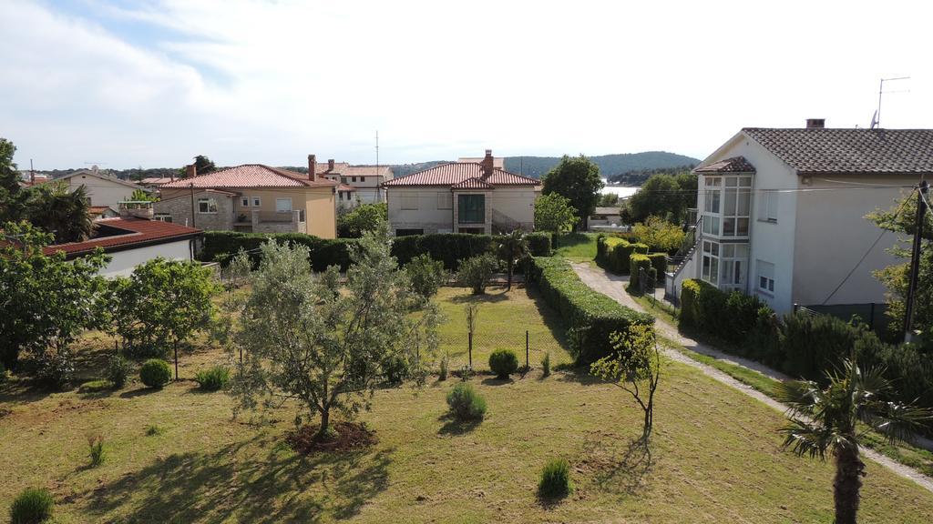 Отель Kosovic Family House Медулин Экстерьер фото